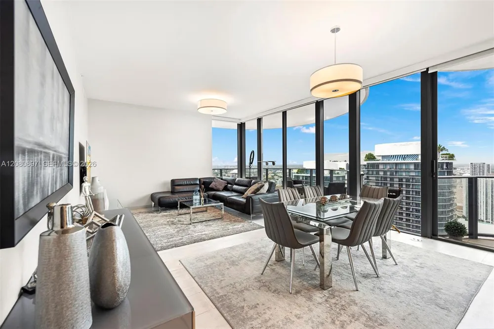 1000 Brickell Plz #PH5307 Miami, FL 33131