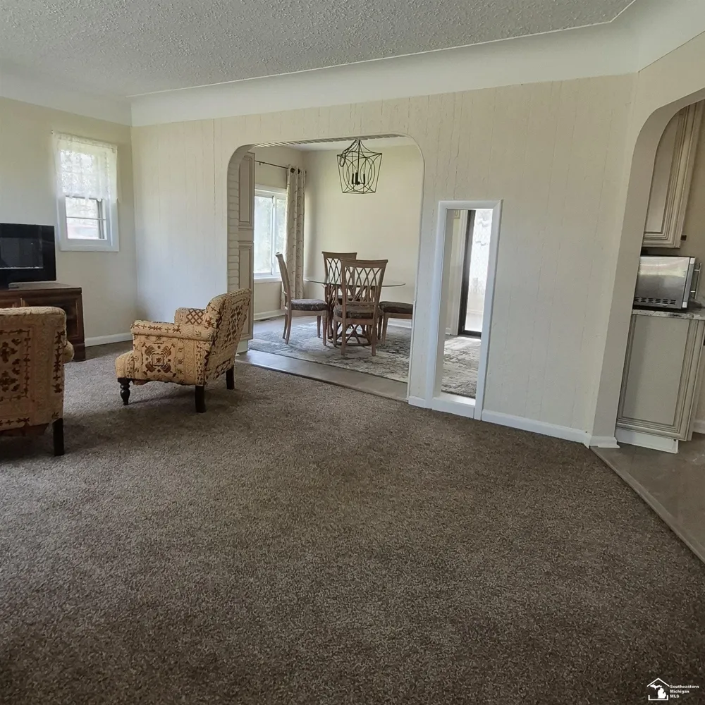 4509 Dixon Road Frenchtown Township, MI 48166
