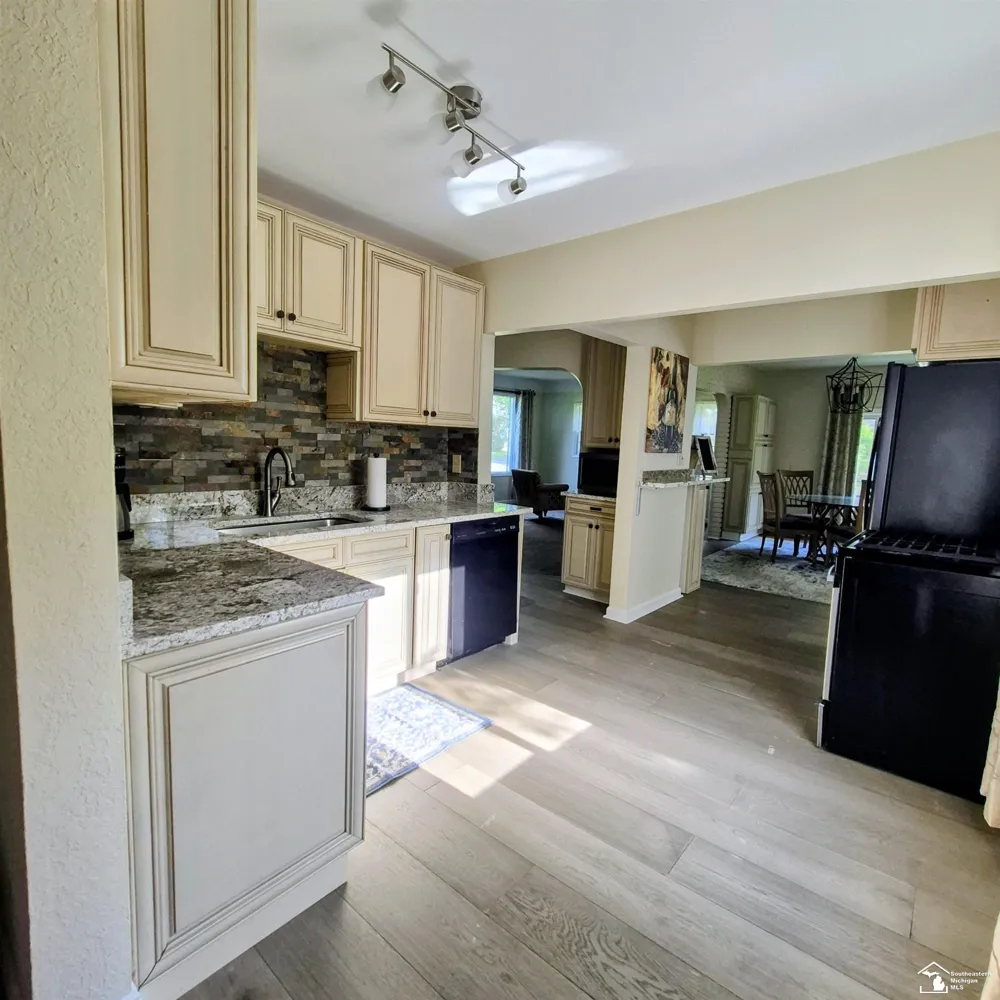 4509 Dixon Road Frenchtown Township, MI 48166