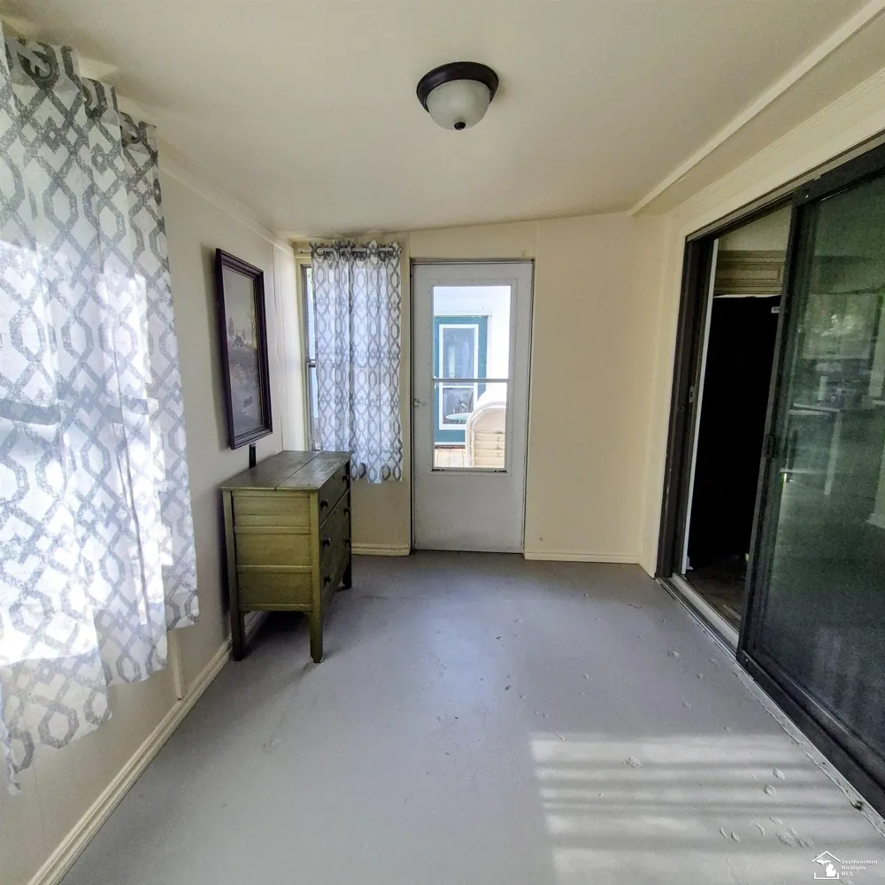 4509 Dixon Road Frenchtown Township, MI 48166