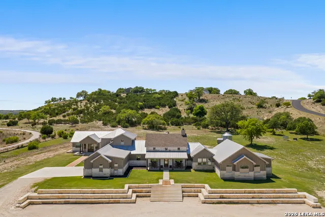 283 SOARING EAGLES DR Fredericksburg, TX 78624