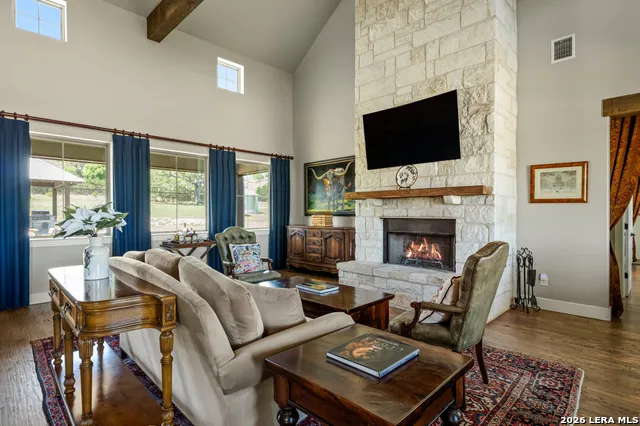 283 SOARING EAGLES DR Fredericksburg, TX 78624