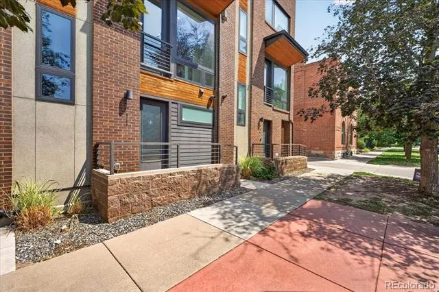 711 E 24th Avenue Denver, CO 80205
