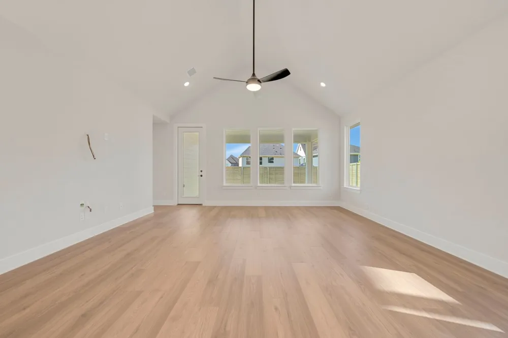 11737 Treehouse Trail Justin, TX 76247