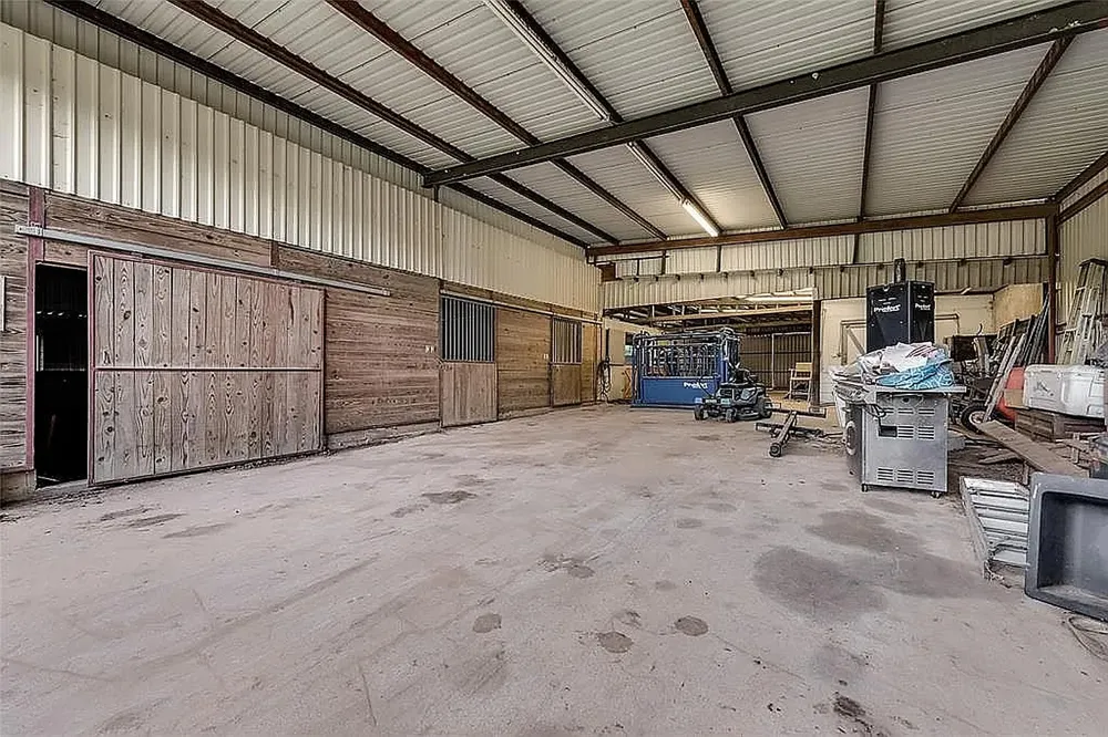 740 W FM 27 Streetman, TX 75859