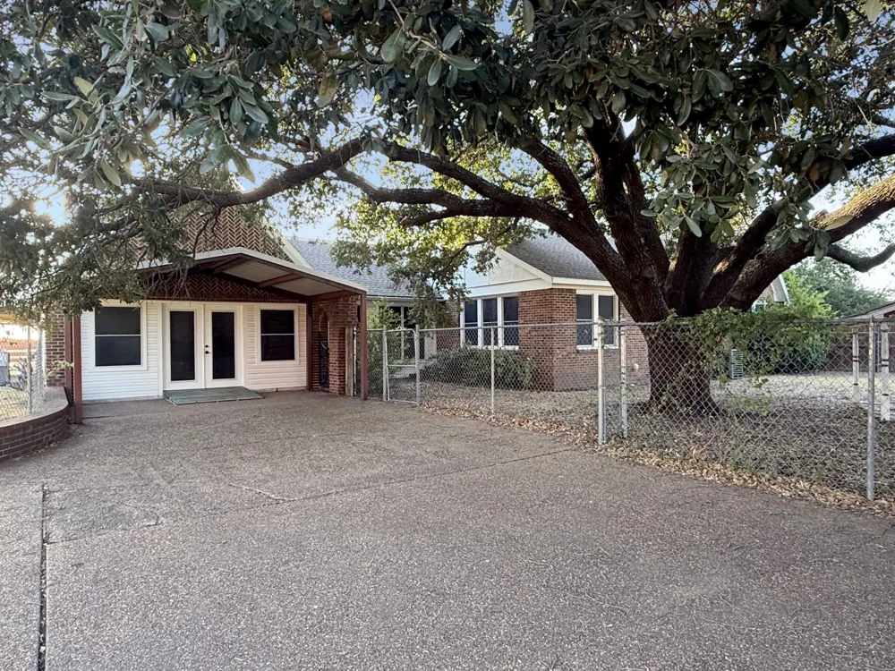 2405 Texan Drive Haslet, TX 76052
