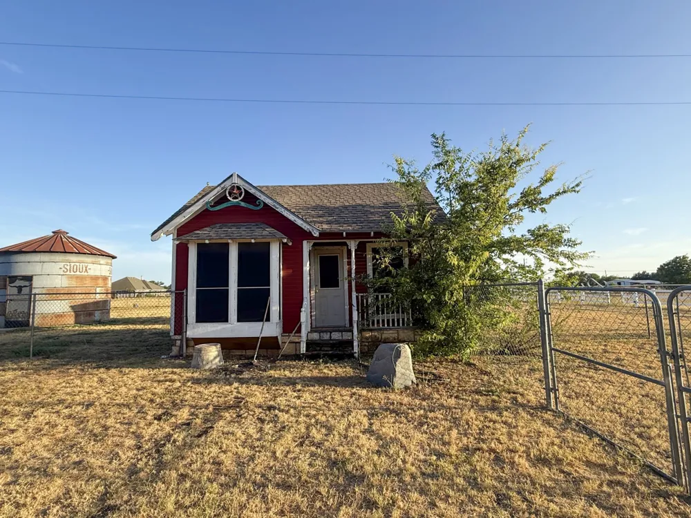 2405 Texan Drive Haslet, TX 76052