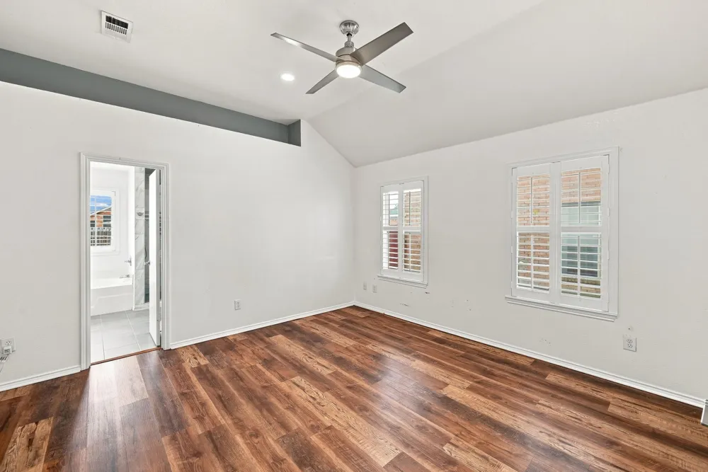108 Oak Hollow Lane Red Oak, TX 75154