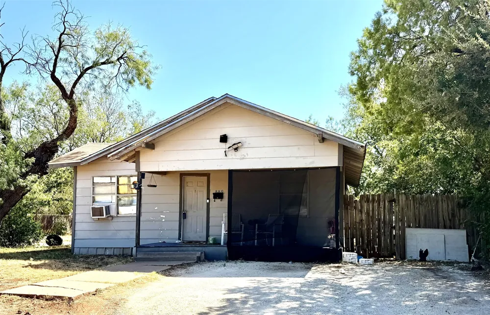 889 Kirkwood Street Abilene, TX 79603