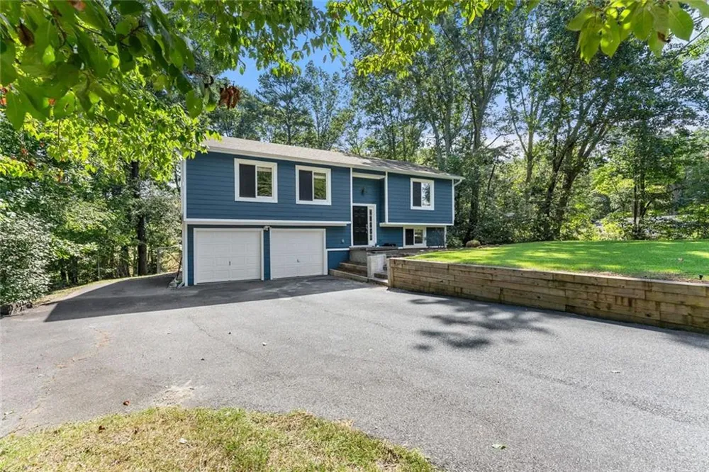 1725 Gordon Road Cumming, GA 30040