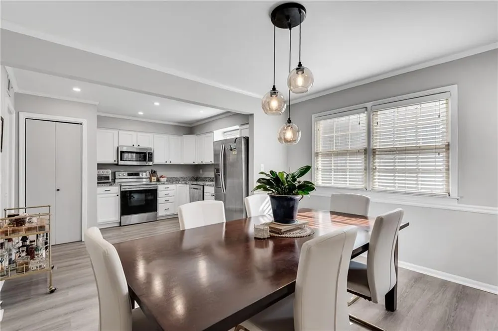 6520 Roswell Road #11 Sandy Springs, GA 30328
