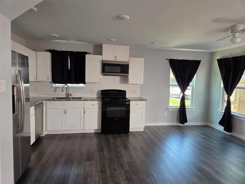 11610 Danford Lane #A Houston, TX 77016