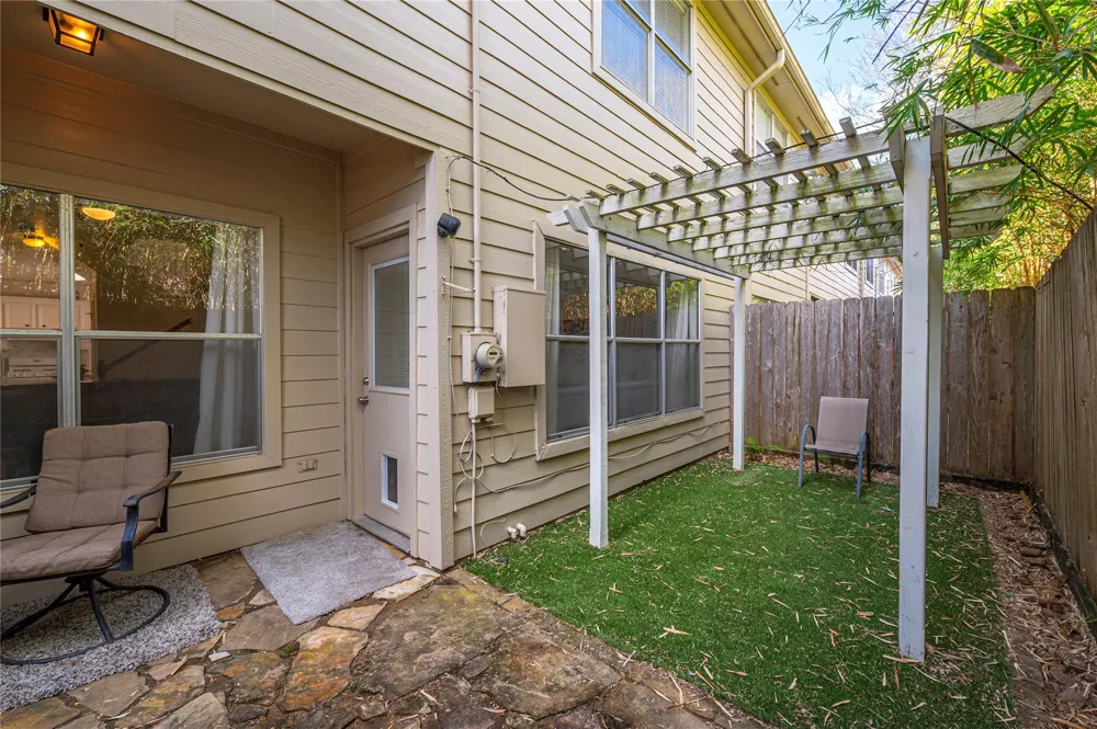 2060 Glencove Drive Seabrook, TX 77586