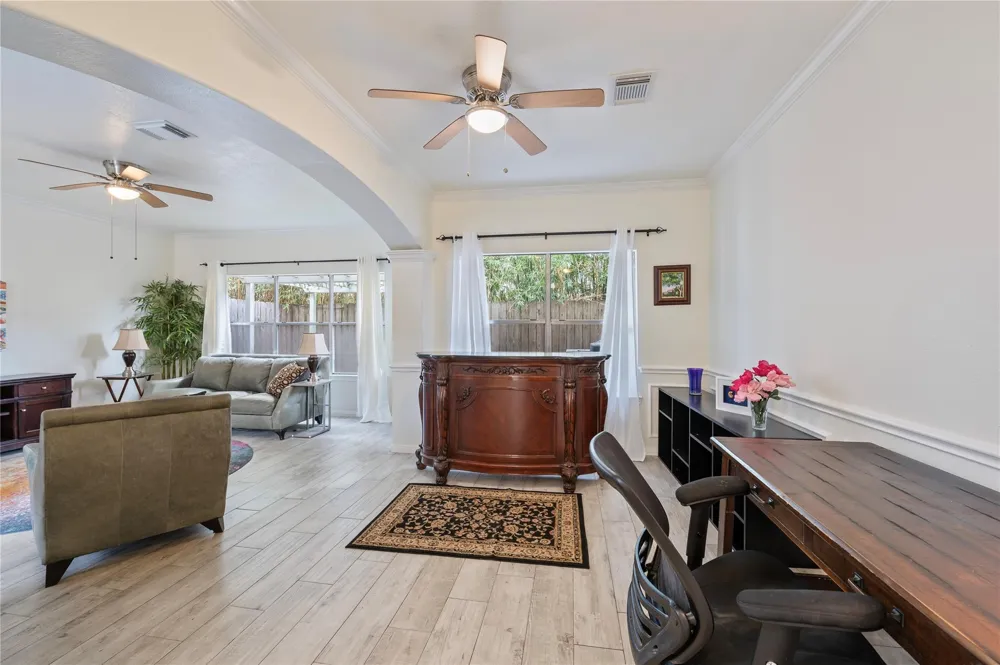 2060 Glencove Drive Seabrook, TX 77586