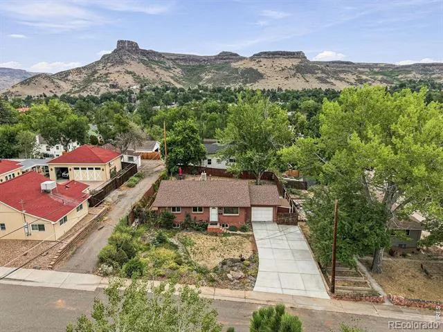 1915 Cheyenne Street Golden, CO 80401