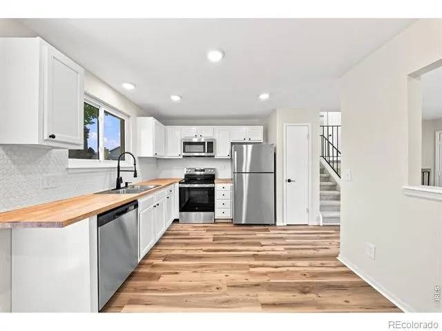4513 Fairplay Way Denver, CO 80239