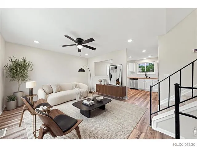 4513 Fairplay Way Denver, CO 80239