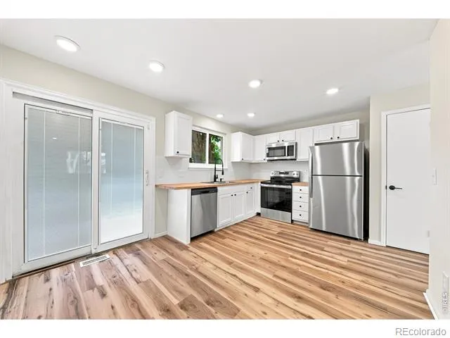 4513 Fairplay Way Denver, CO 80239