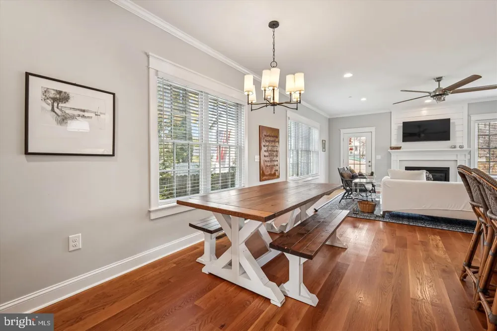 215 CHEW Saint Michaels, MD 21663