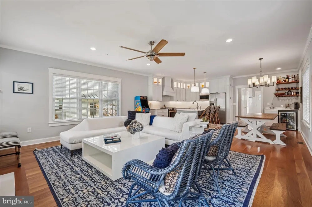 215 CHEW Saint Michaels, MD 21663
