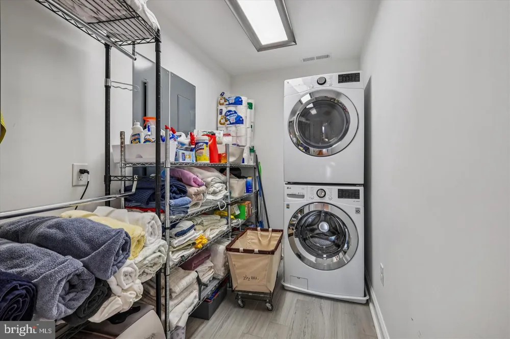 215 CHEW Saint Michaels, MD 21663