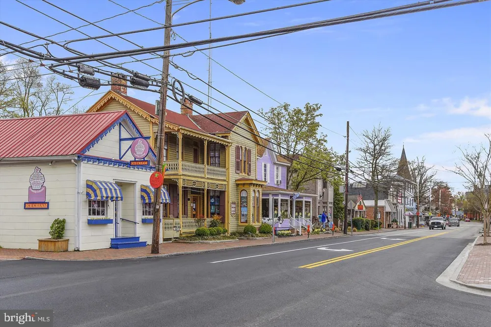 215 CHEW Saint Michaels, MD 21663