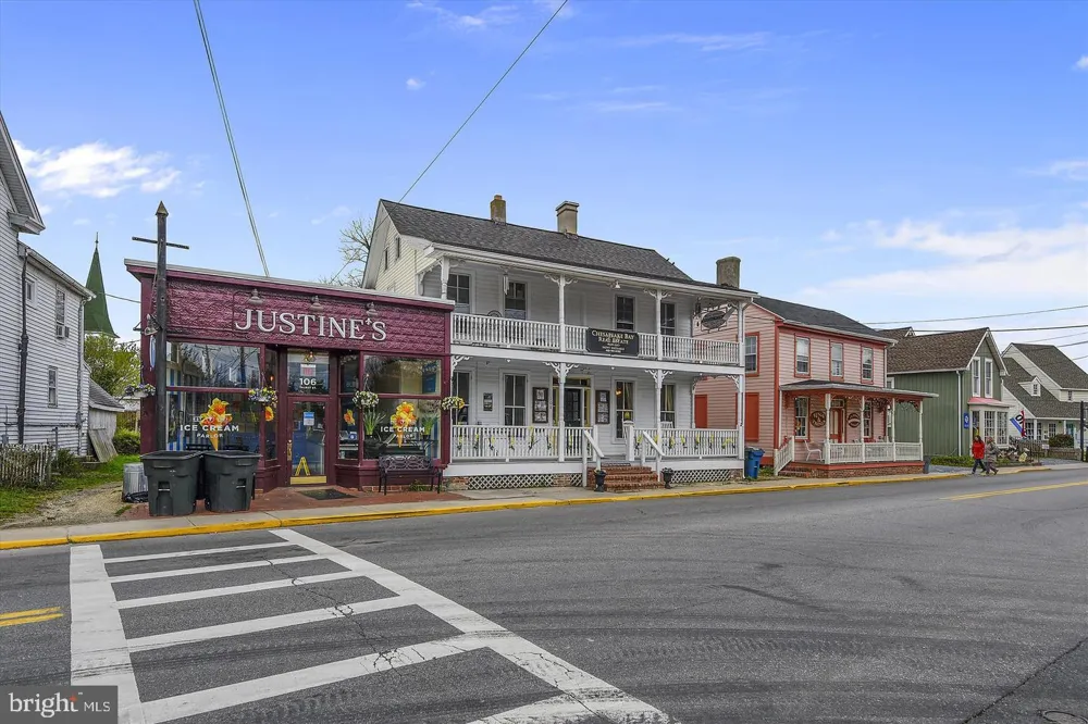 215 CHEW Saint Michaels, MD 21663