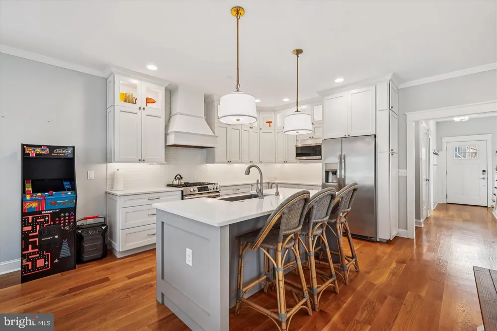 215 CHEW Saint Michaels, MD 21663