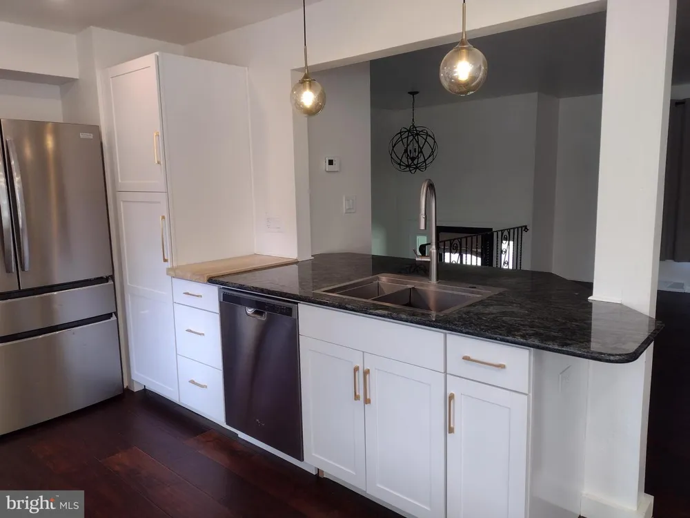 64 BOGLE DRIVE New Hope, PA 18938