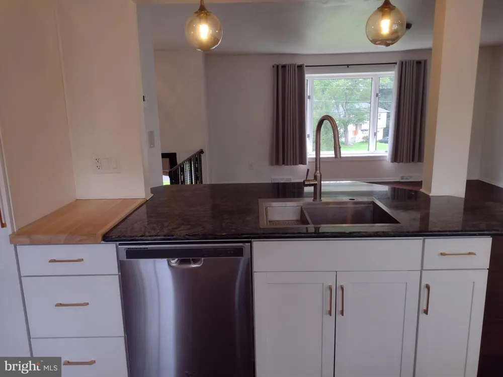 64 BOGLE DRIVE New Hope, PA 18938