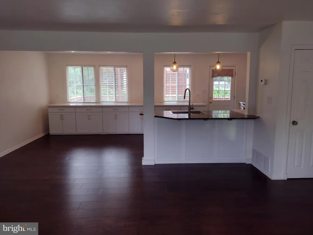 64 BOGLE DRIVE New Hope, PA 18938