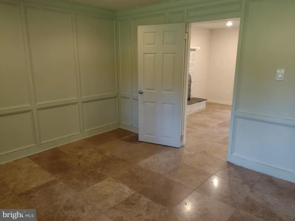 64 BOGLE DRIVE New Hope, PA 18938