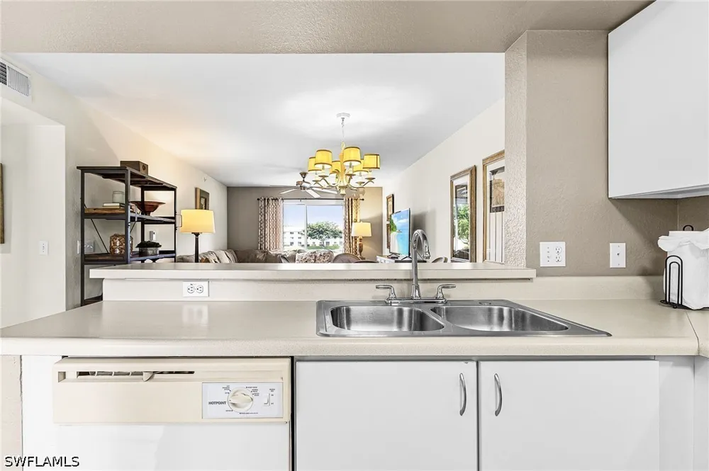 Key Royal Circle #1022 Naples, FL 34119