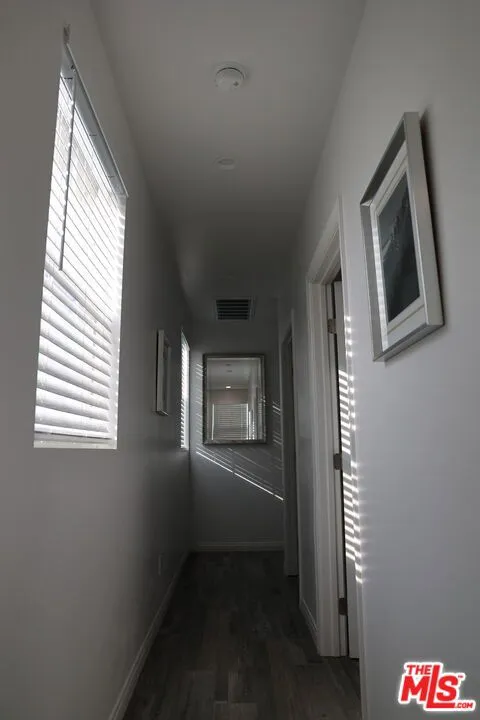 254 W 98th Street Inglewood, CA 90301