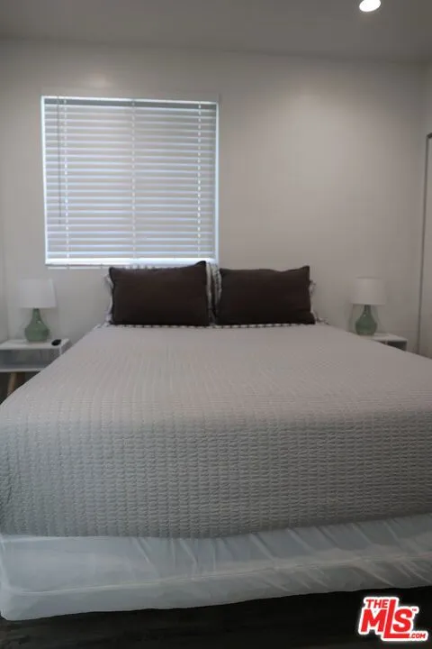 254 W 98th Street Inglewood, CA 90301