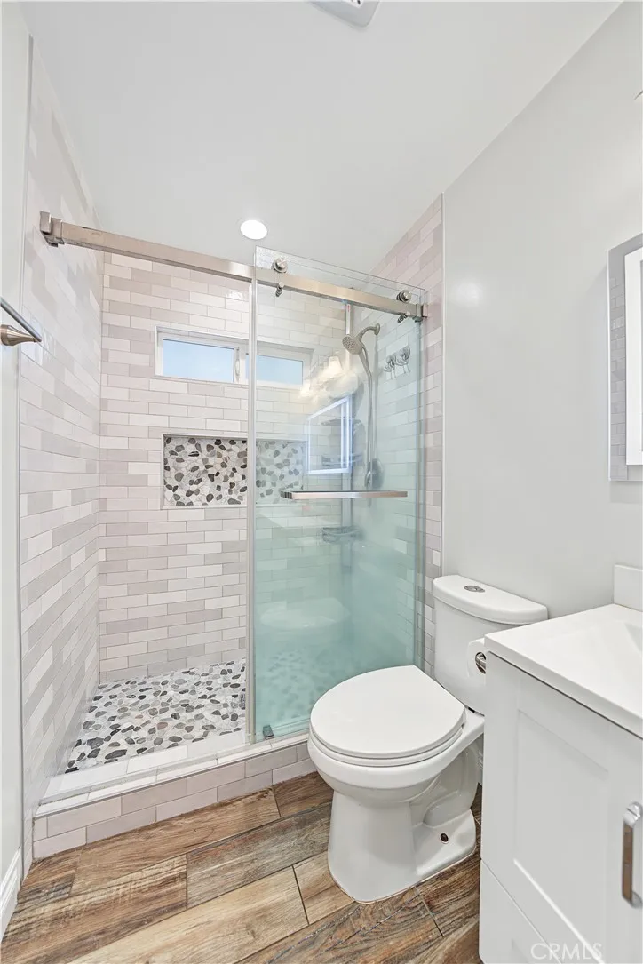 2020 Laguna La Habra, CA 90631