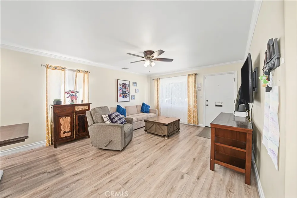 2020 Laguna La Habra, CA 90631