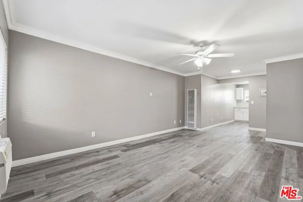 1818 Kingsley Drive #17 Los Angeles, CA 90027