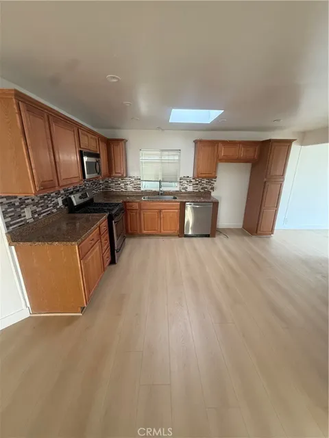112 Aliso