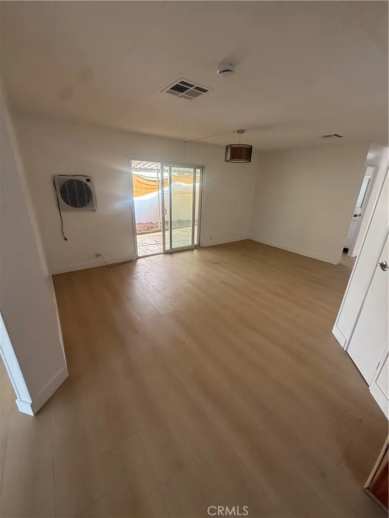 112 Aliso Palm Springs, CA 92264