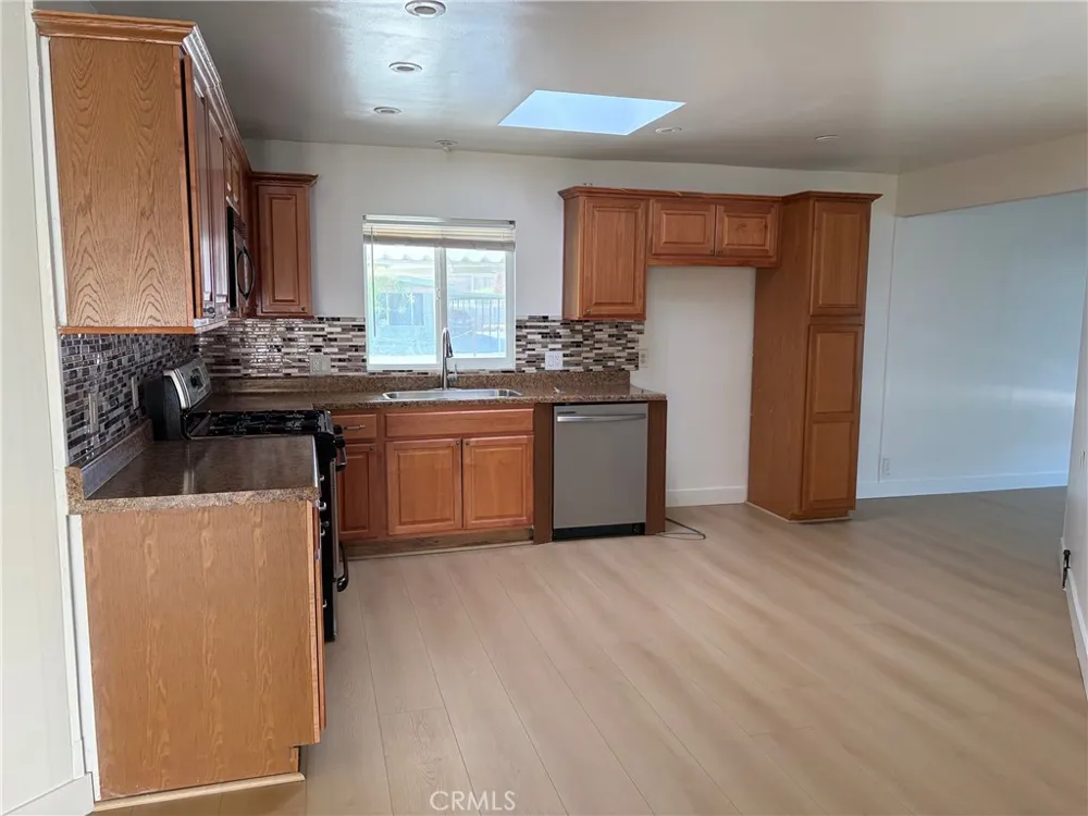 112 Aliso Palm Springs, CA 92264