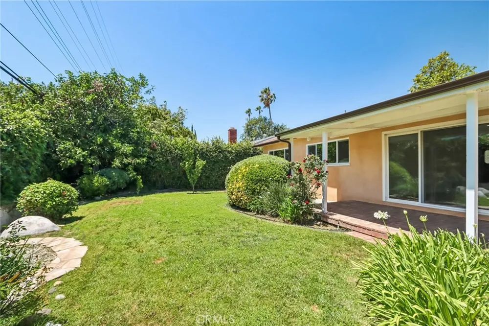 17956 Tribune Place Granada Hills, CA 91344