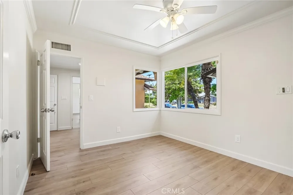 17956 Tribune Place Granada Hills, CA 91344
