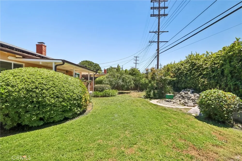17956 Tribune Place Granada Hills, CA 91344