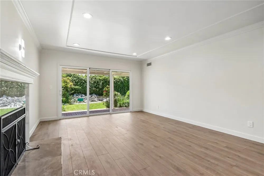 17956 Tribune Place Granada Hills, CA 91344