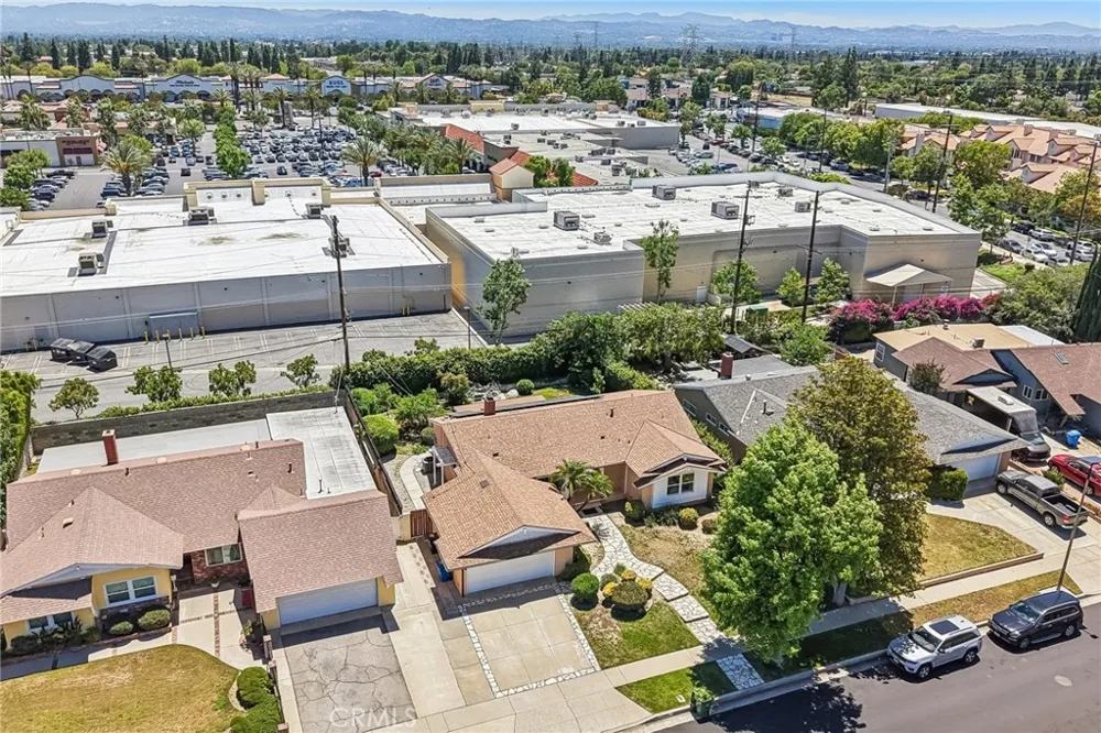 17956 Tribune Place Granada Hills, CA 91344