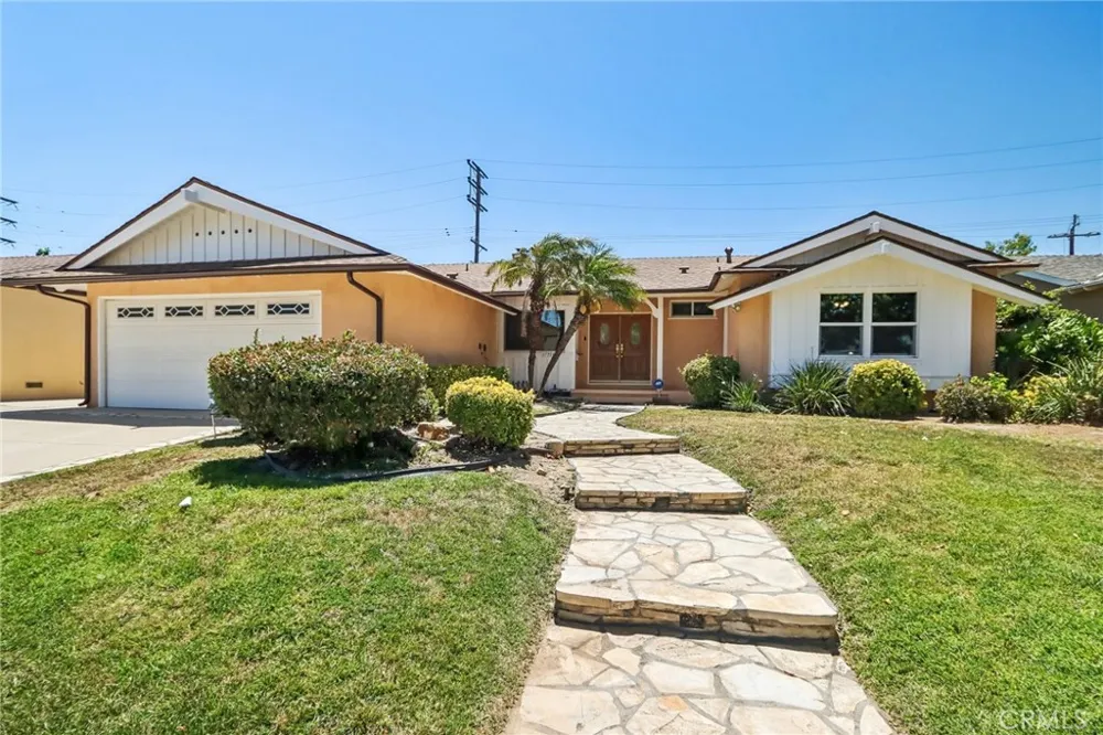 17956 Tribune Place Granada Hills, CA 91344
