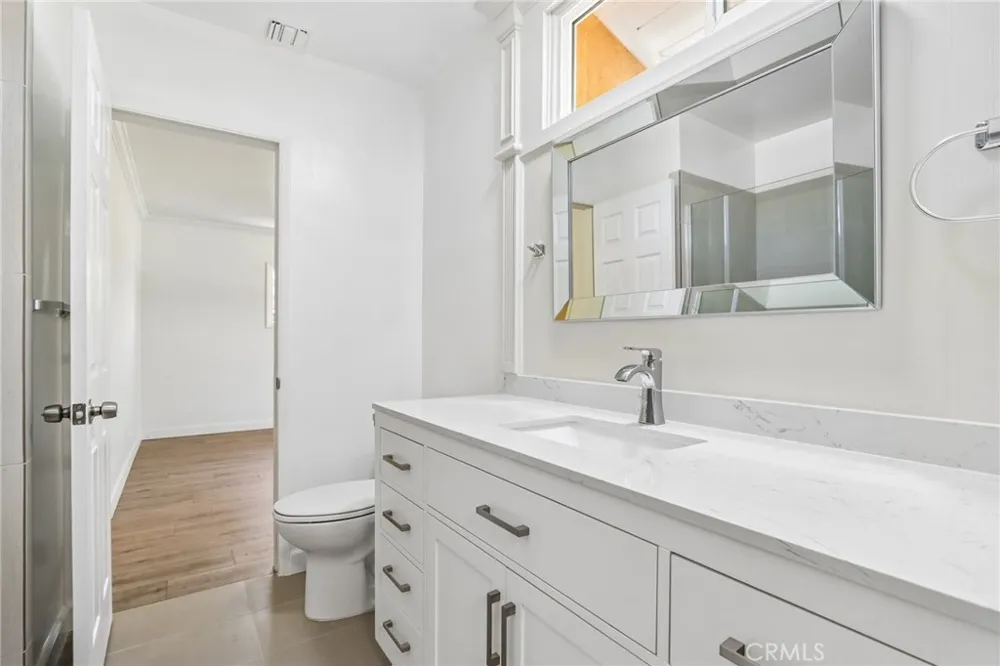 17956 Tribune Place Granada Hills, CA 91344