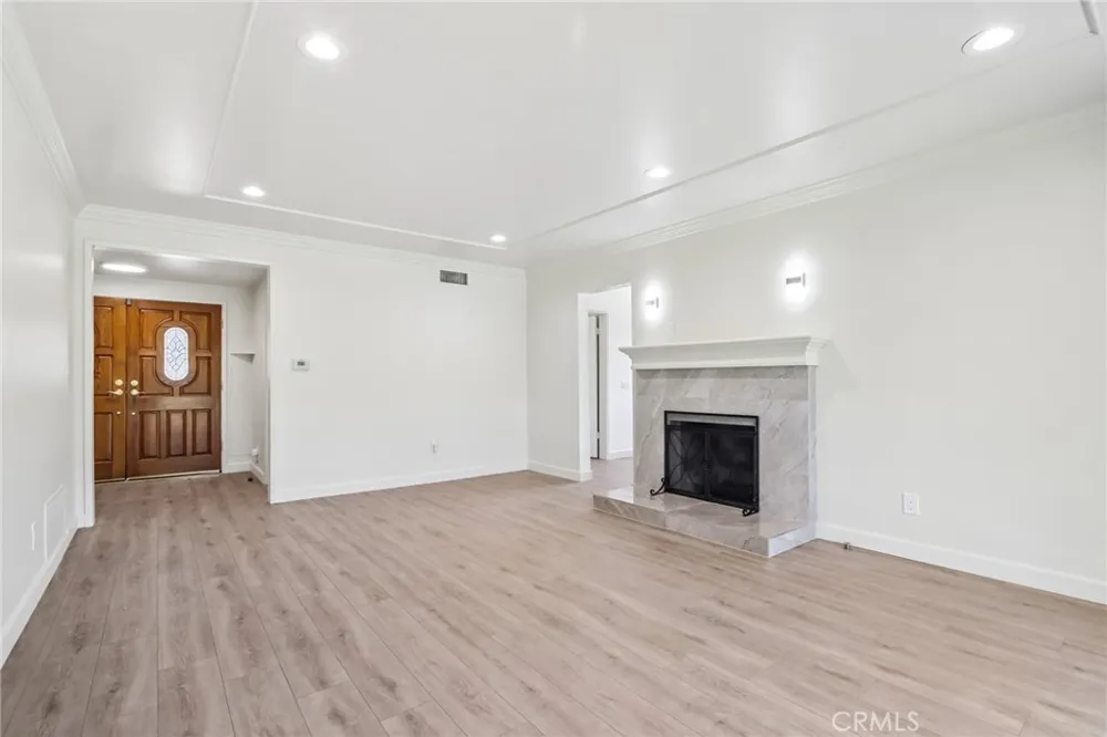 17956 Tribune Place Granada Hills, CA 91344