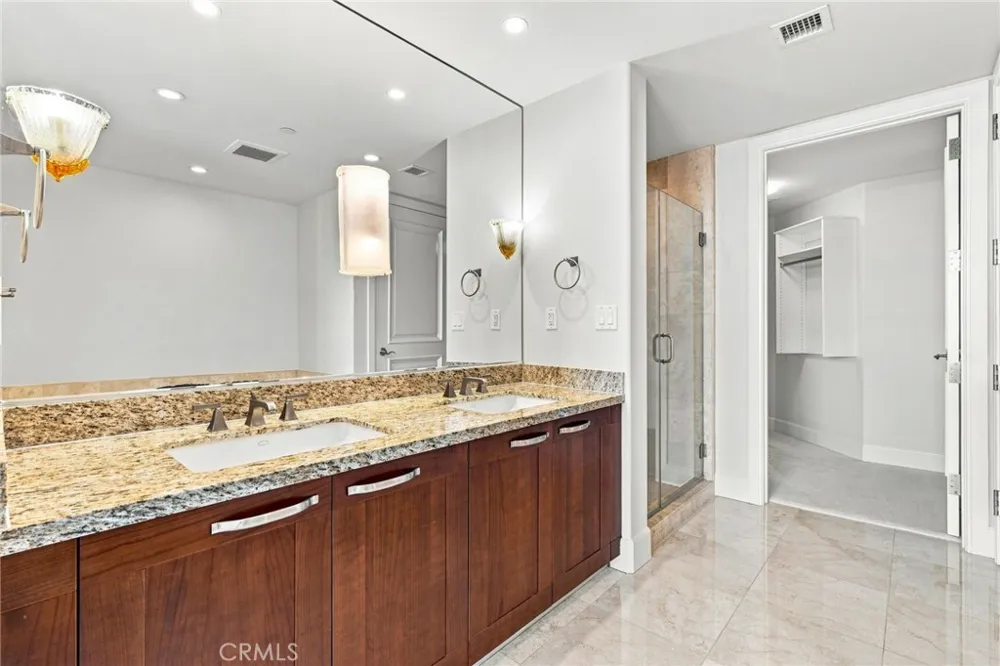 5066 Scholarship Irvine, CA 92612